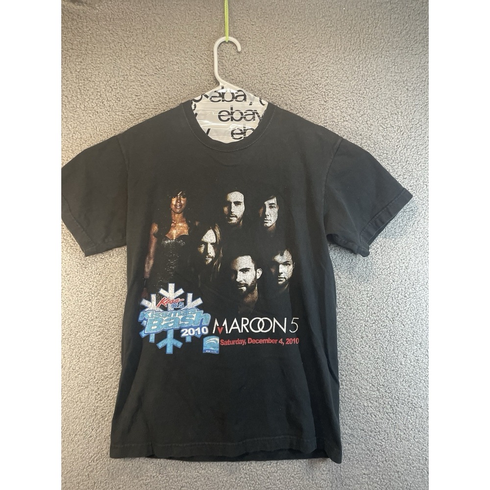*Distressed* Mens L 2010 Maroon‎ 5 Concert T-shirt